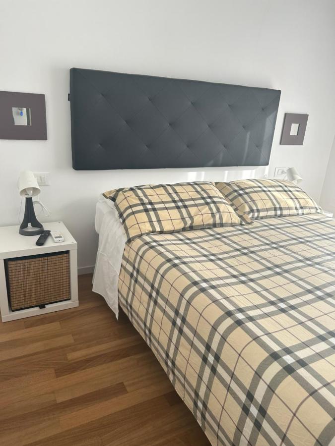 Civico 28 Bed and Breakfast Pescara Buitenkant foto