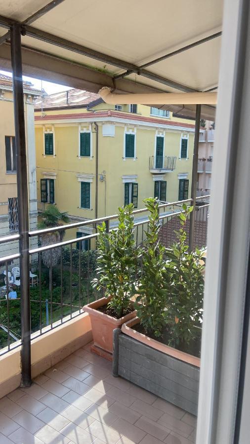 Civico 28 Bed and Breakfast Pescara Buitenkant foto