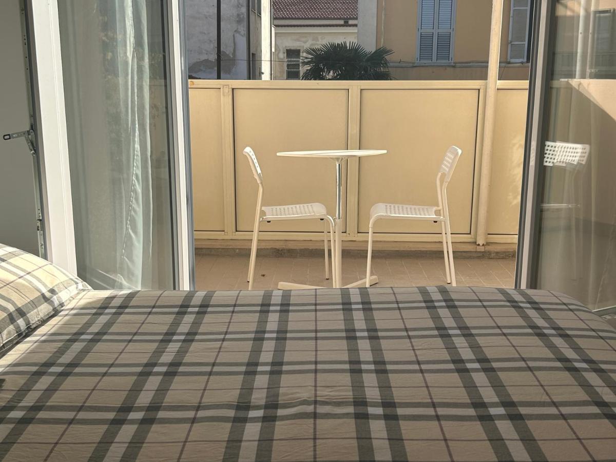 Civico 28 Bed and Breakfast Pescara Buitenkant foto