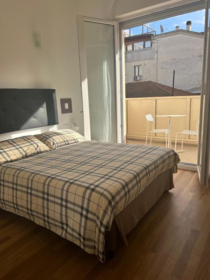 Civico 28 Bed and Breakfast Pescara Buitenkant foto